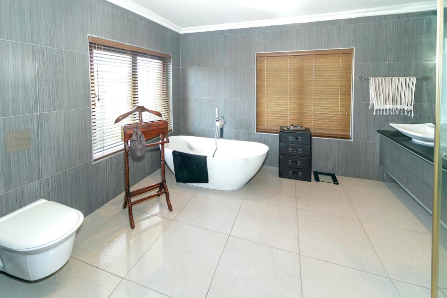 18 Bedroom Property for Sale in Oudtshoorn Rural Western Cape